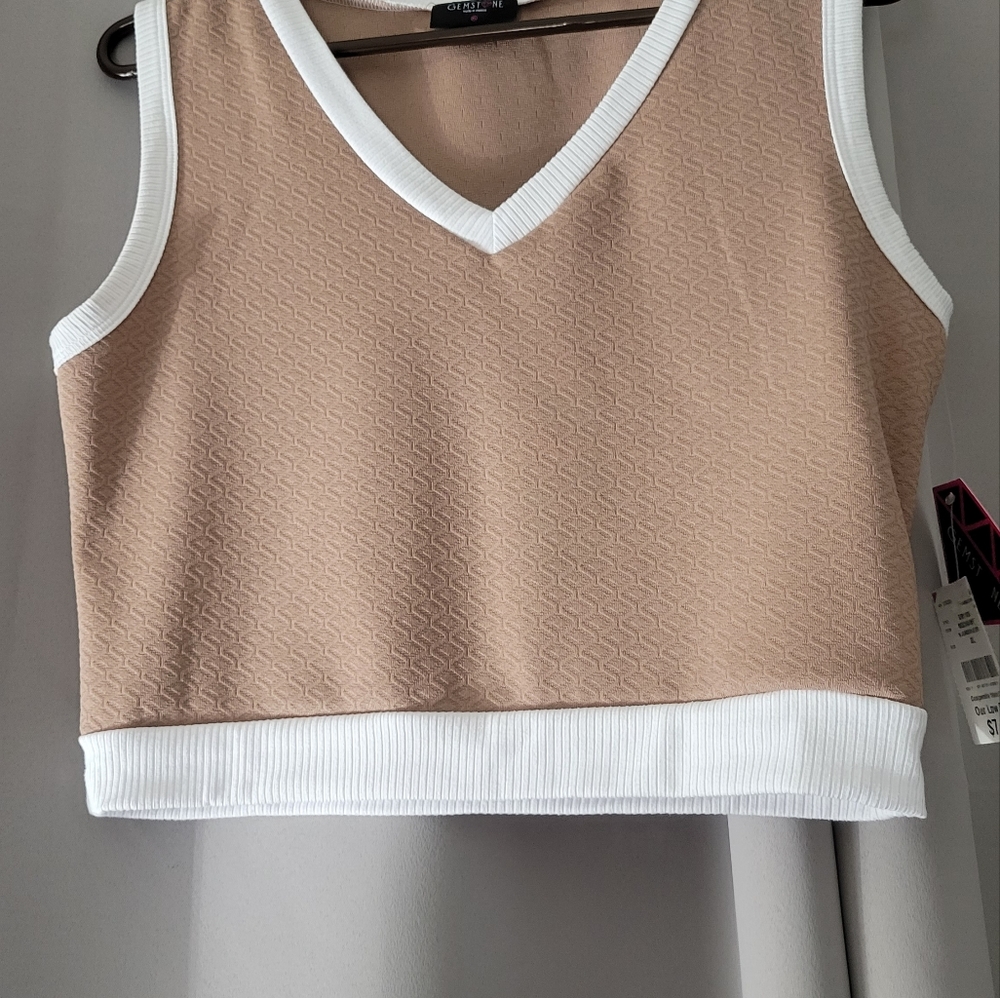 XL Juniors top Mocha_white